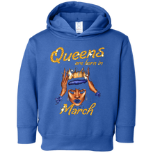 Queens Are Born In March Gold Glitter Birthday T-Shirt
