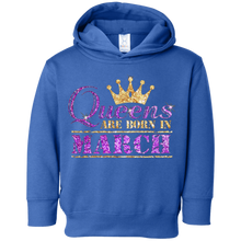 Queen Are Born In Mar - March Women's T-shirt