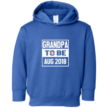 Mens Grandpa to be August 2018 T-Shirt Cool Papa Gift